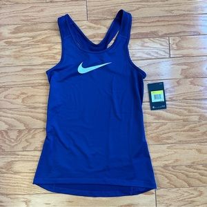 BNWT Nike workout tank size S